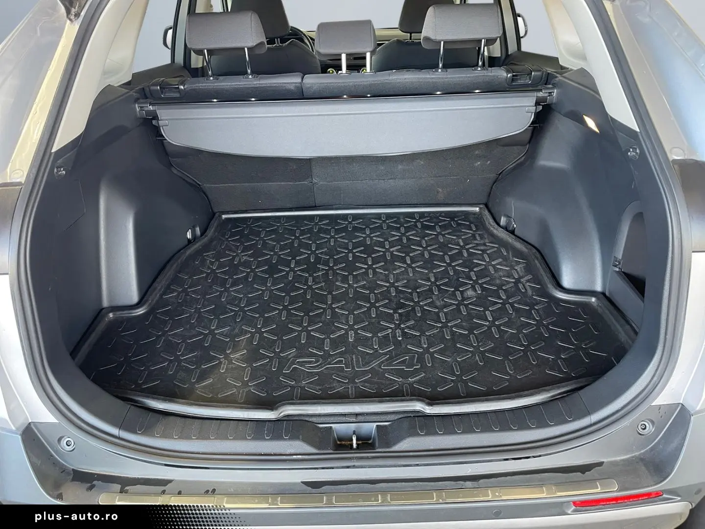 TOYOTA RAV 4 2.5 4x2 Hybrid Comfort  AHK CAM Navi PDC