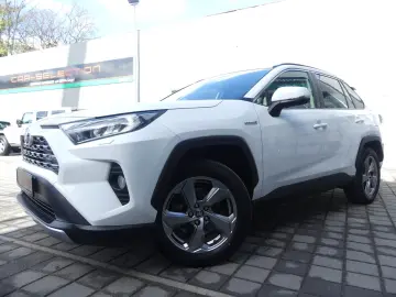 TOYOTA RAV 4 Hybrid 4x2 Team LED KAM PDC SHZ