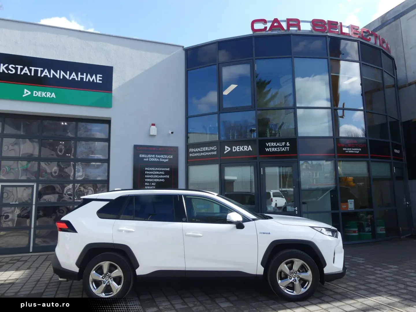 TOYOTA RAV 4 Hybrid 4x2 Team LED KAM PDC SHZ