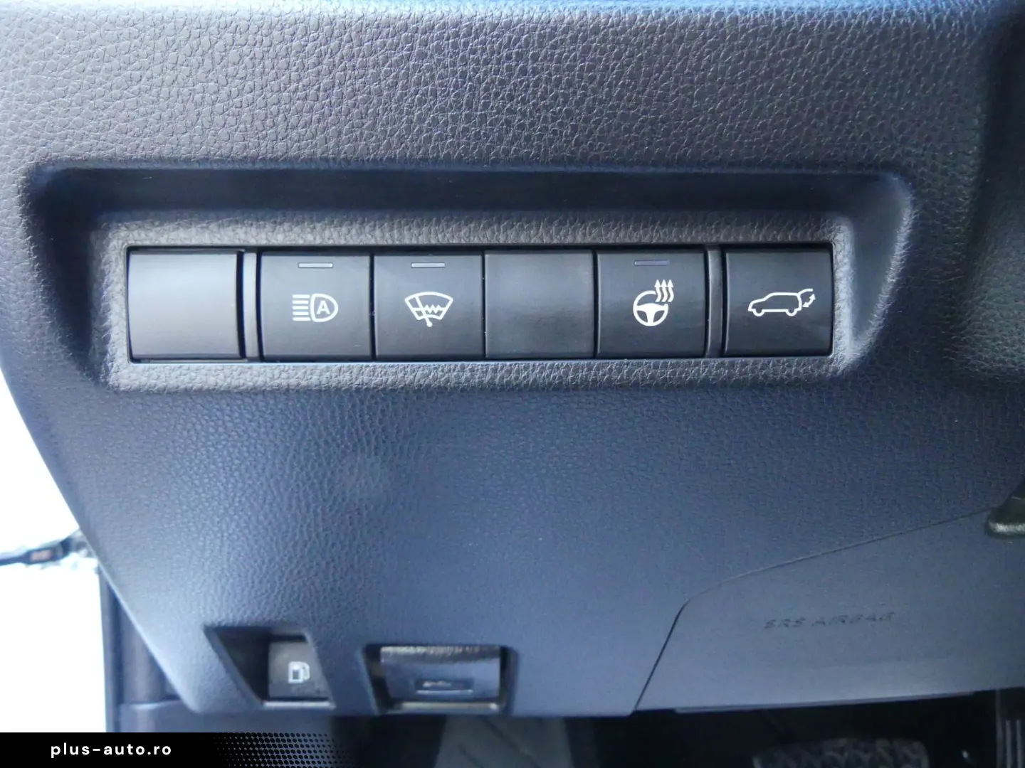 TOYOTA RAV 4 Hybrid 4x2 Team LED KAM PDC SHZ