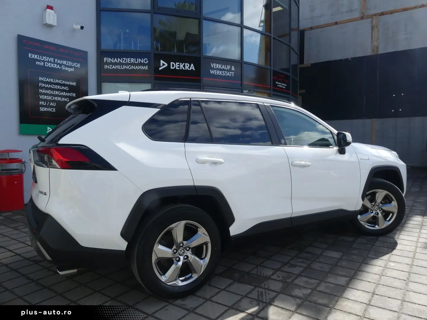 TOYOTA RAV 4 Hybrid 4x2 Team LED KAM PDC SHZ