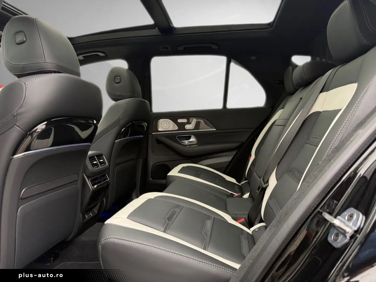 MERCEDES-BENZ GLE 63 AMG S 4M  StHzg Pano AHK Massag&hellip;