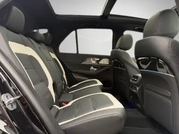 MERCEDES-BENZ GLE 63 AMG S 4M  StHzg Pano AHK Massag&hellip;