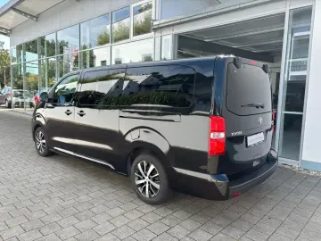 TOYOTA Proace Verso 2.0 D Autom L2 Navi 9Sitze PDC
