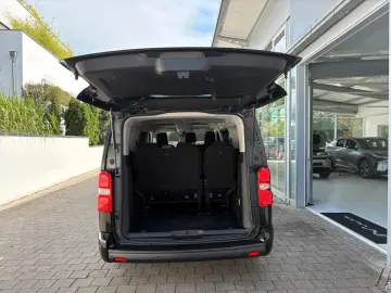 TOYOTA Proace Verso 2.0 D Autom L2 Navi 9Sitze PDC
