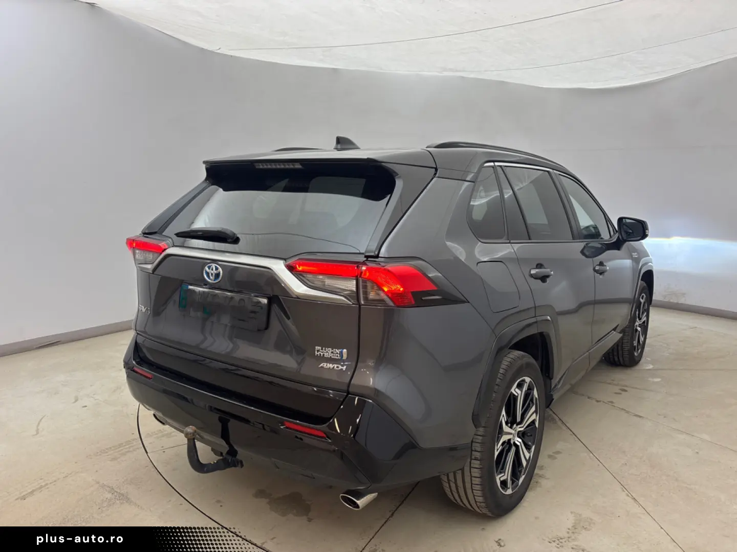 Toyota RAV4 - Plug in hybrid - Tractiune integrala
