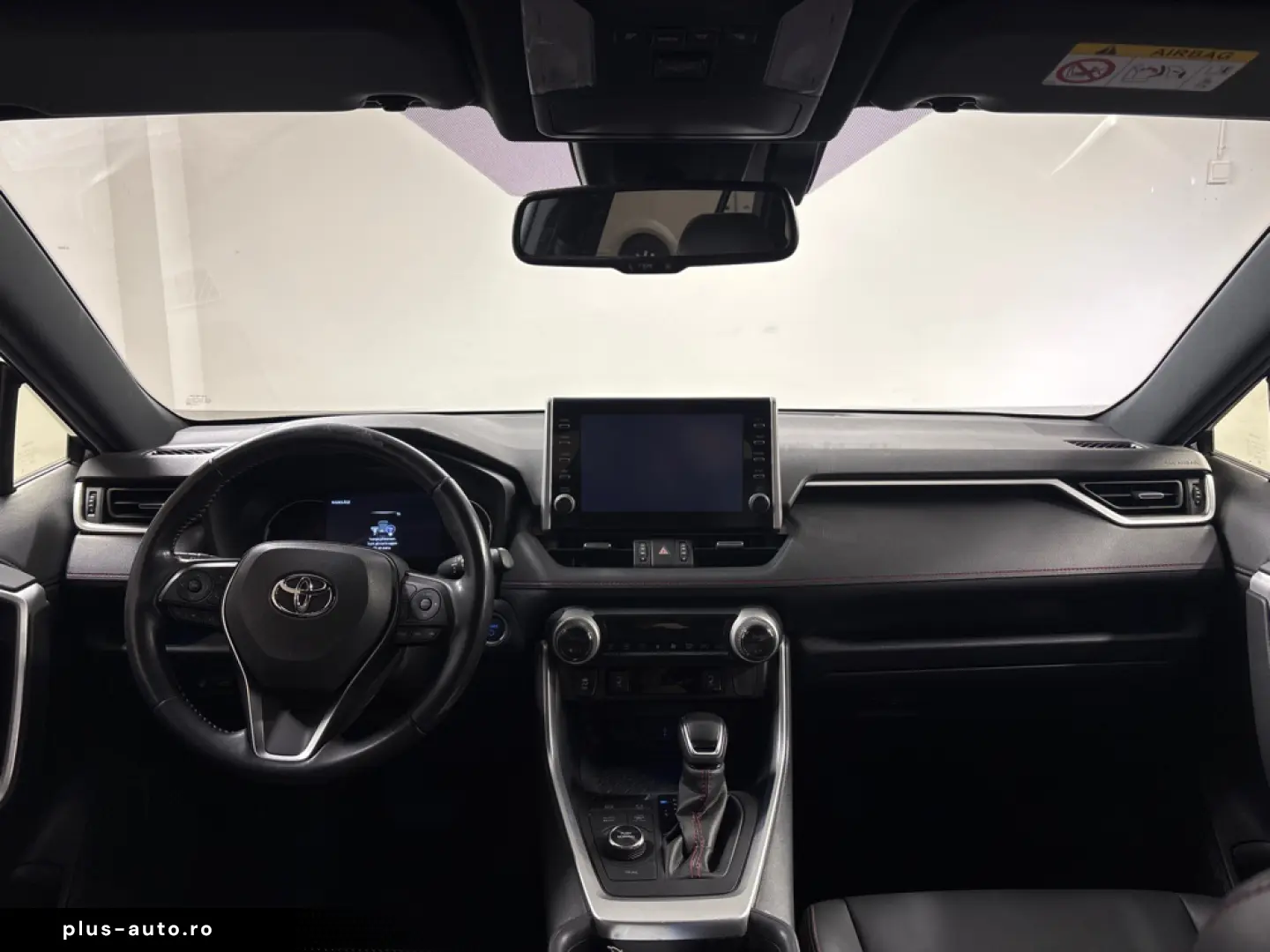 Toyota RAV4 - Plug in hybrid - Tractiune integrala