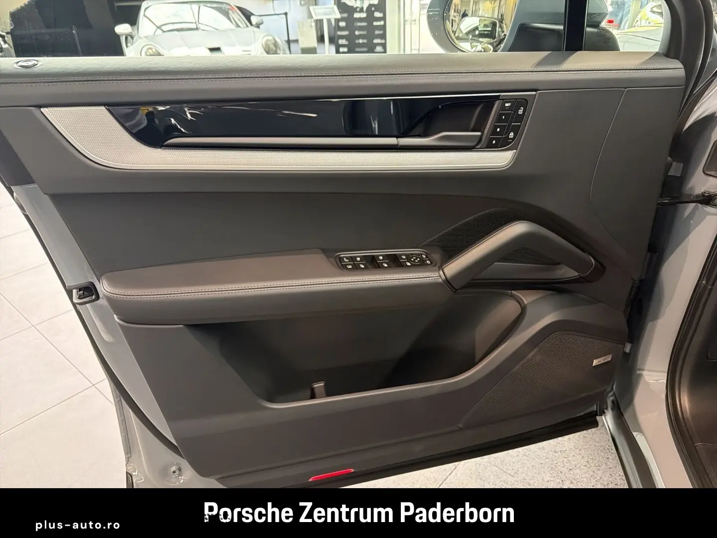 PORSCHE Cayenne S E-Hybrid Coupe HA-Lenkung InnoDrive