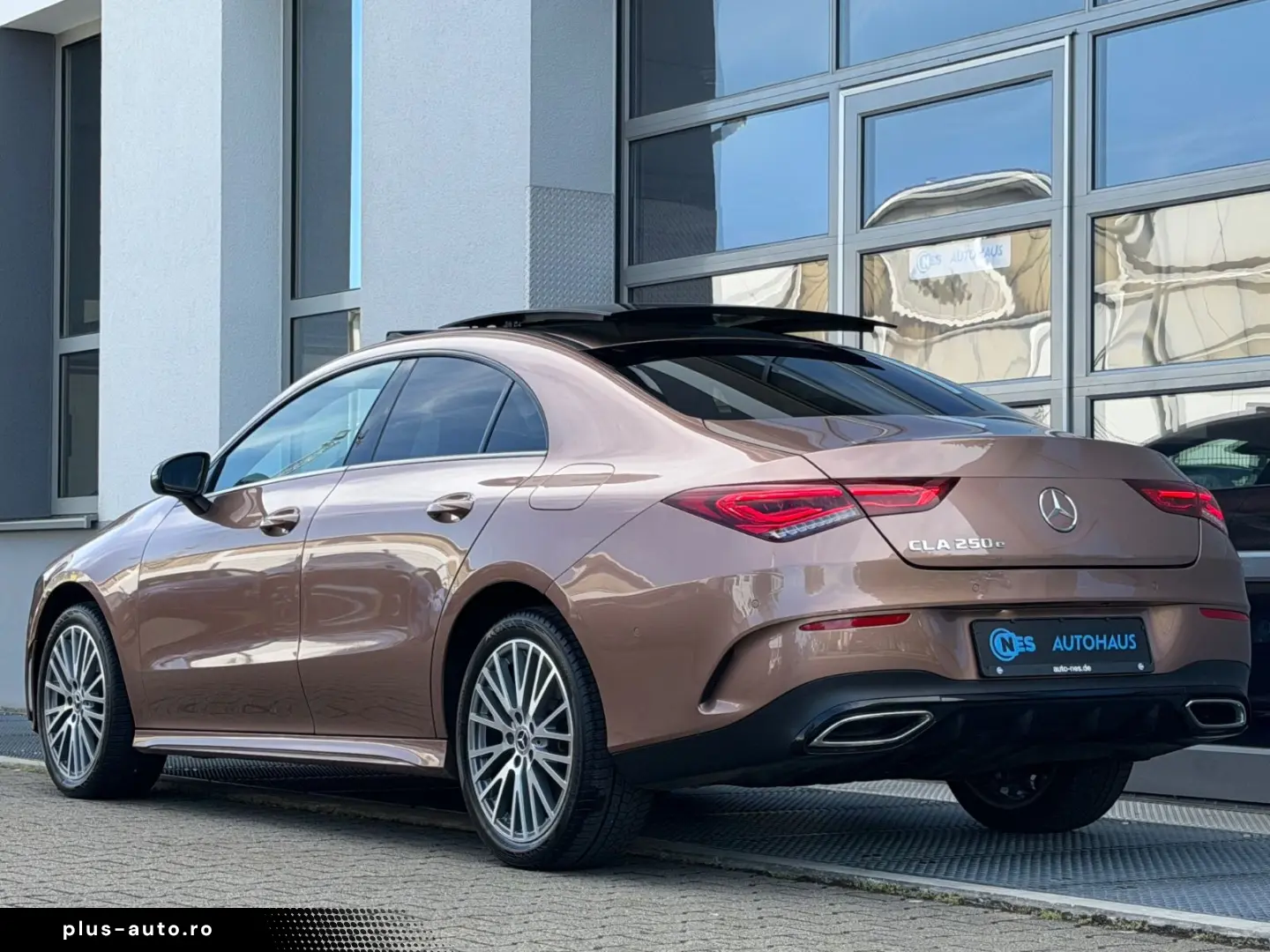 MERCEDES-BENZ CLA 250e AMG PANORAMA KAMERA NIGHT PAKET