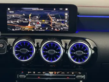 MERCEDES-BENZ CLA 250e AMG PANORAMA KAMERA NIGHT PAKET