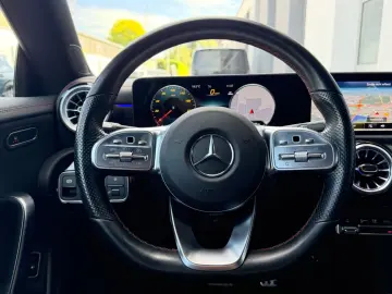 MERCEDES-BENZ CLA 250e AMG PANORAMA KAMERA NIGHT PAKET