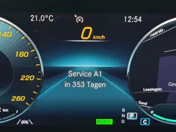MERCEDES-BENZ CLA 250e AMG PANORAMA KAMERA NIGHT PAKET