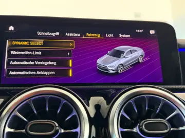 MERCEDES-BENZ CLA 250e AMG PANORAMA KAMERA NIGHT PAKET