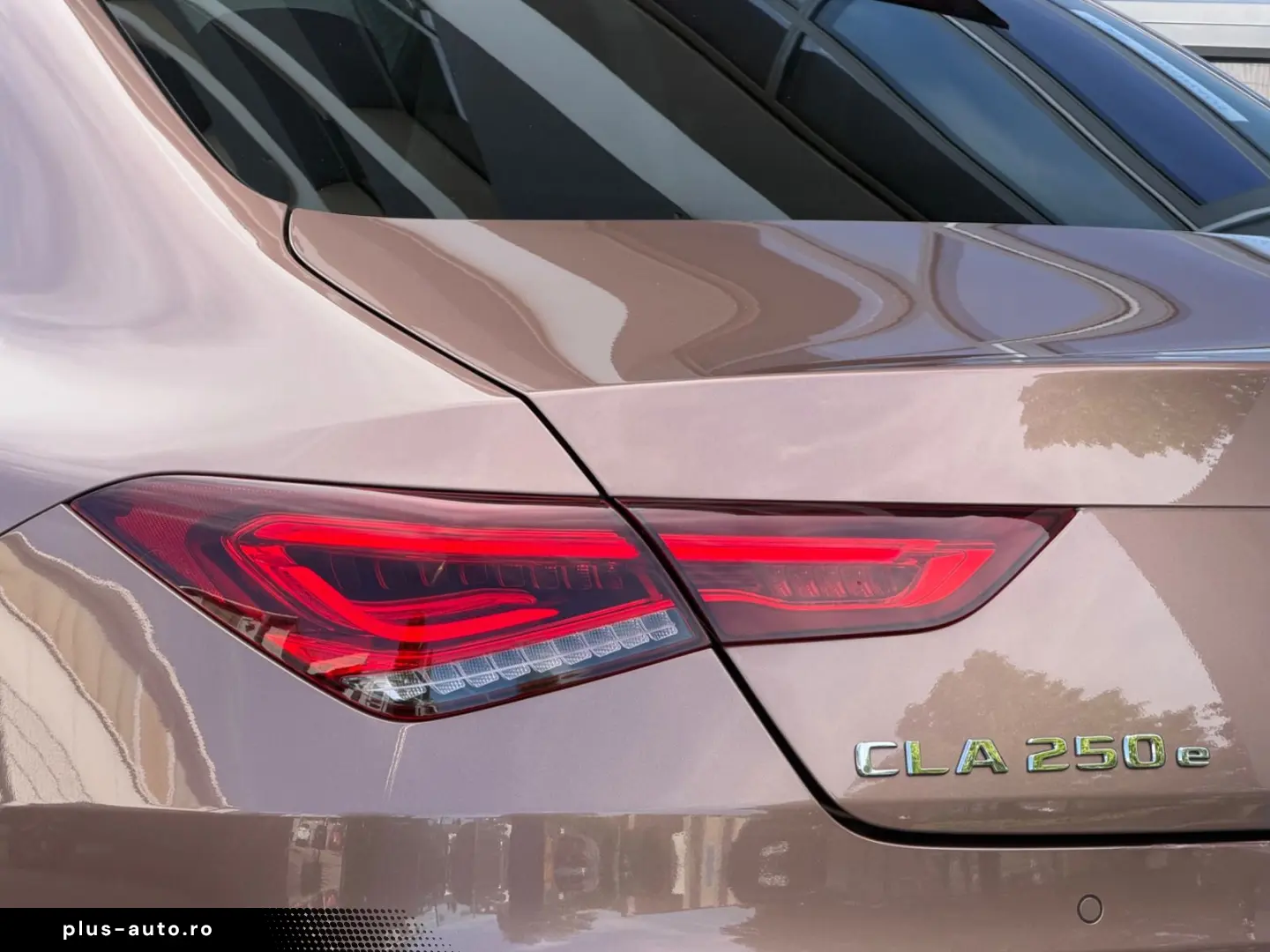 MERCEDES-BENZ CLA 250e AMG PANORAMA KAMERA NIGHT PAKET