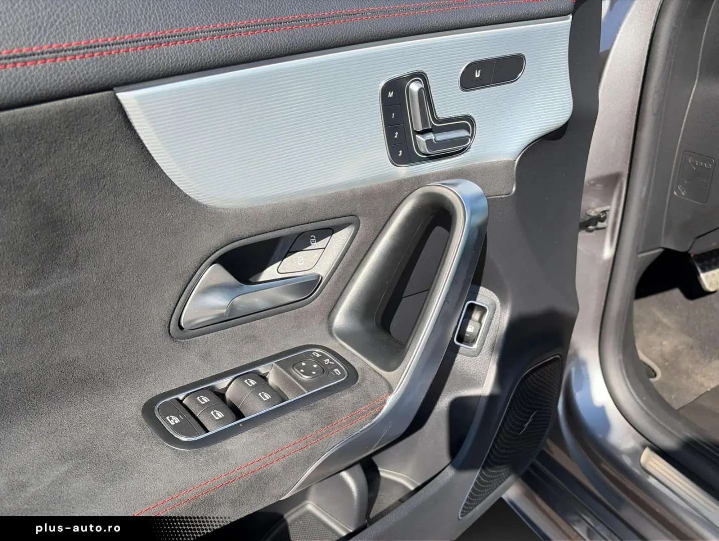 MERCEDES-BENZ CLA 250 e Multibeam LED PANP Burmester