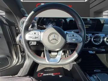 MERCEDES-BENZ CLA 250 e Multibeam LED PANP Burmester