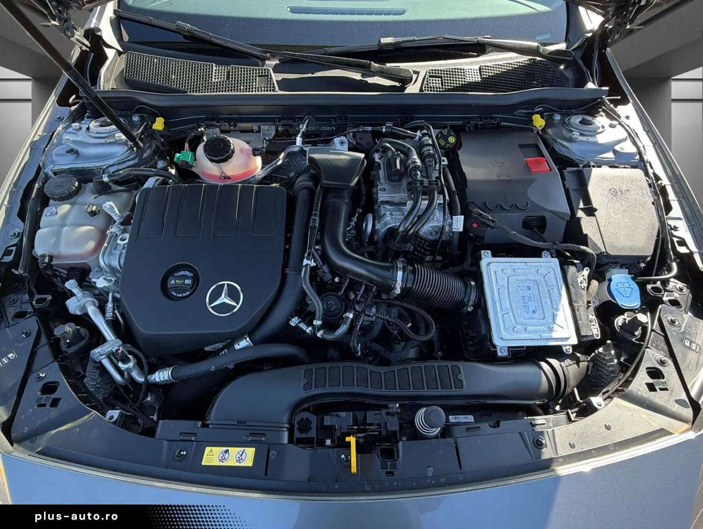 MERCEDES-BENZ CLA 250 e Multibeam LED PANP Burmester