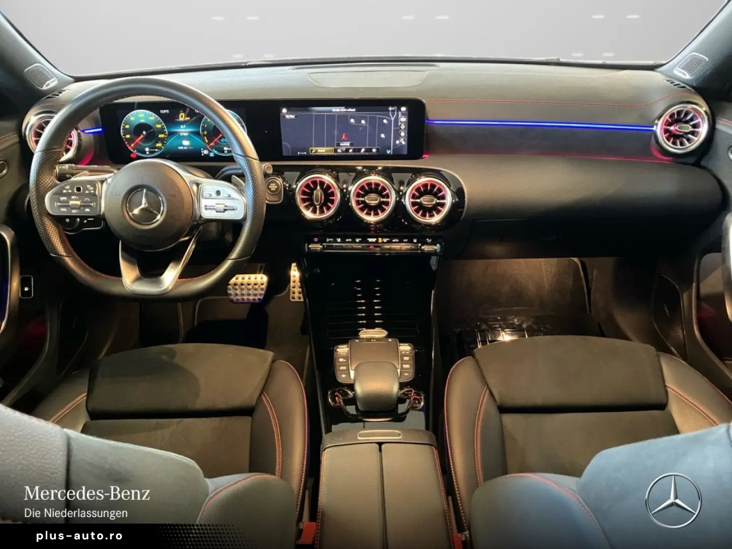 MERCEDES-BENZ CLA250e Cp AMG Night Dist Pano LED BurmAmbi