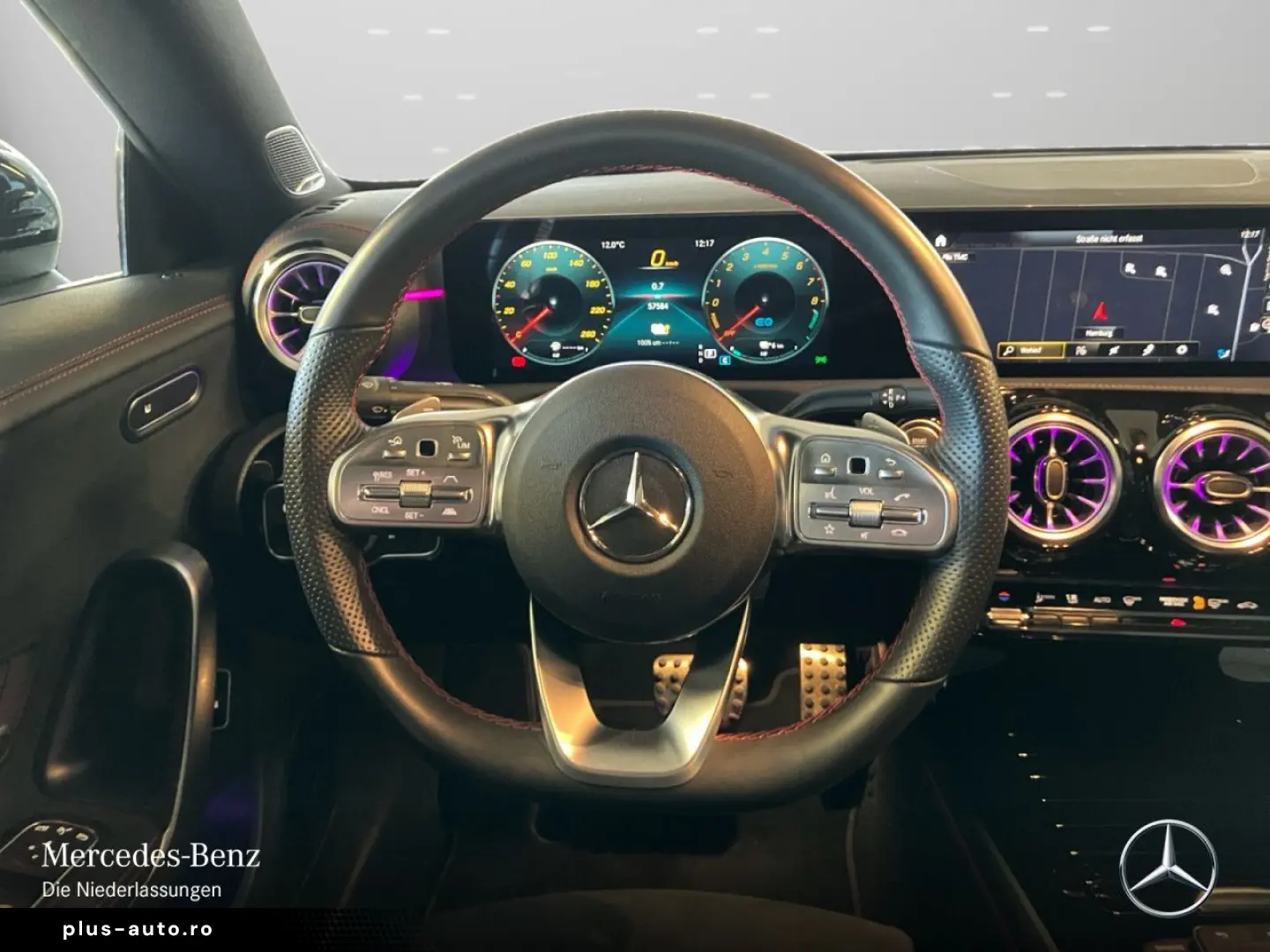 MERCEDES-BENZ CLA250e Cp AMG Night Dist Pano LED BurmAmbi