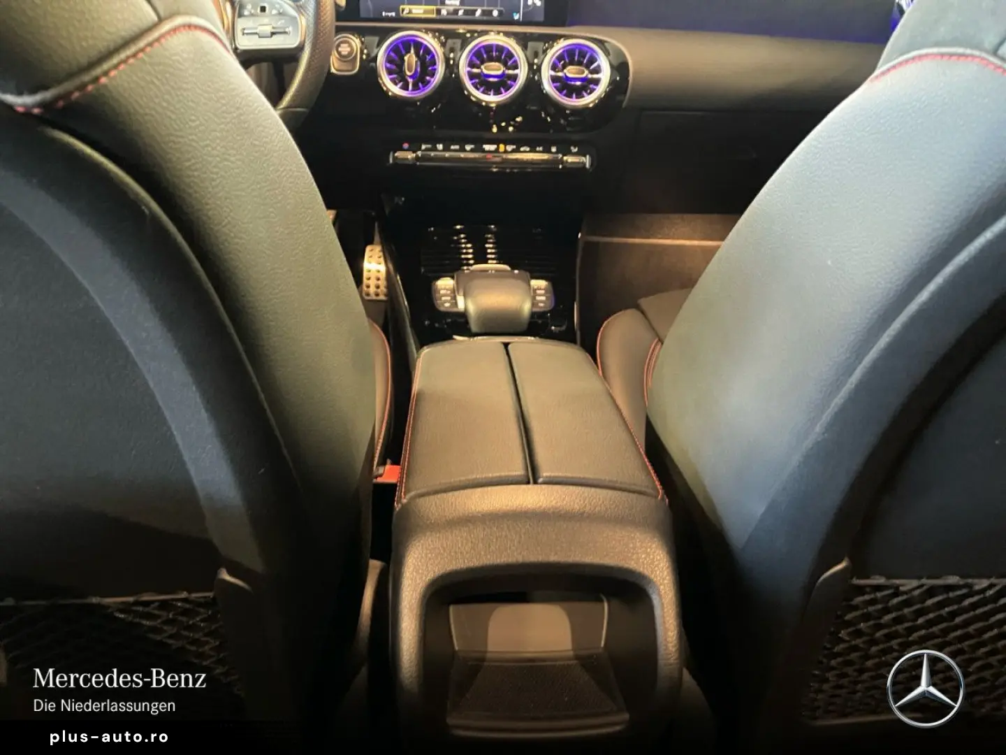 MERCEDES-BENZ CLA250e Cp AMG Night Dist Pano LED BurmAmbi