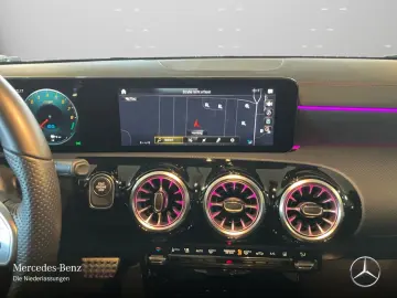 MERCEDES-BENZ CLA250e Cp AMG Night Dist Pano LED BurmAmbi