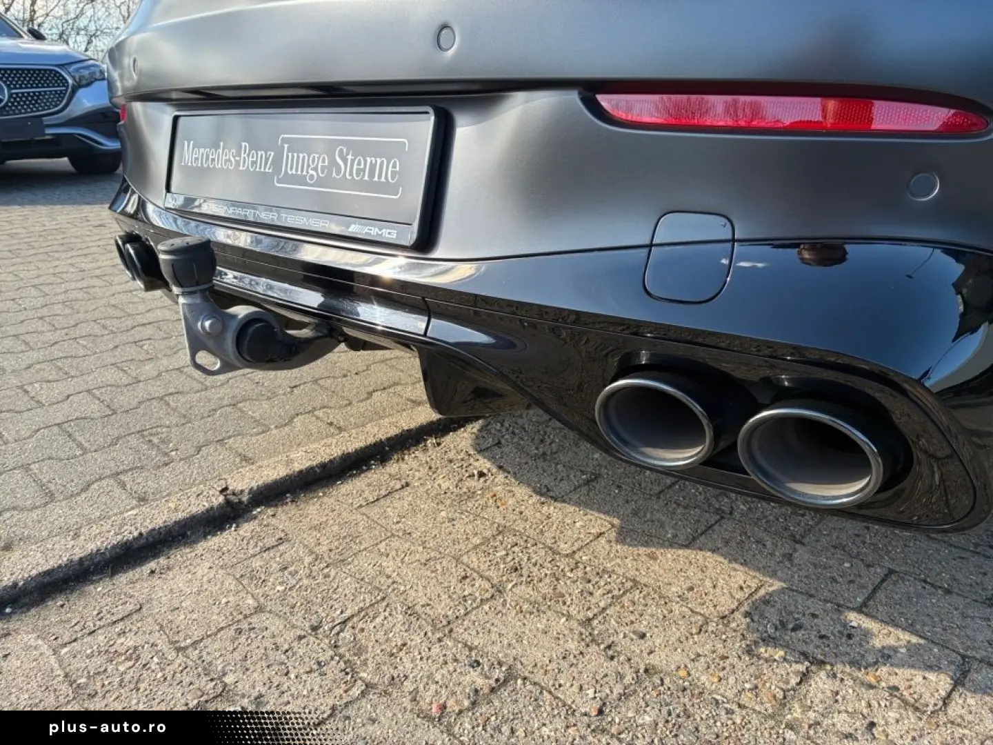 MERCEDES-BENZ AMG CLE 53 4M