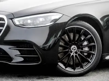 Mercedes-Benz S 580 e 4M AMG BURM DISTR NIGHT