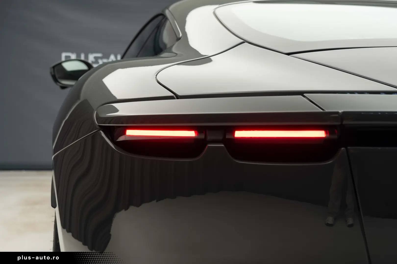 New Ferrari Amalfi Coupe PASSENGER DISPLAY   LEDS  2026