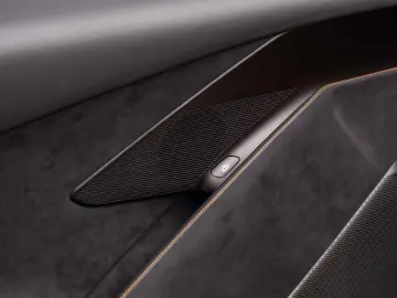 New Ferrari Amalfi Coupe PASSENGER DISPLAY   LEDS  2026