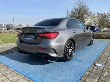 MERCEDES-BENZ AMG A 35 4M Limousine AMG