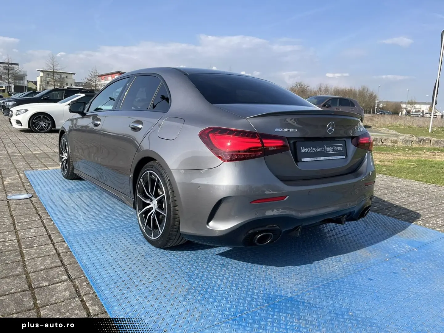 MERCEDES-BENZ AMG A 35 4M Limousine AMG