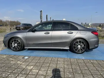 MERCEDES-BENZ AMG A 35 4M Limousine AMG