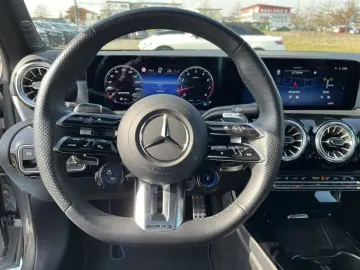 MERCEDES-BENZ AMG A 35 4M Limousine AMG