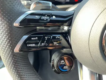 MERCEDES-BENZ AMG A 35 4M Limousine AMG