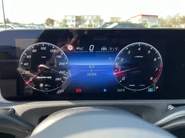 MERCEDES-BENZ AMG A 35 4M Limousine AMG
