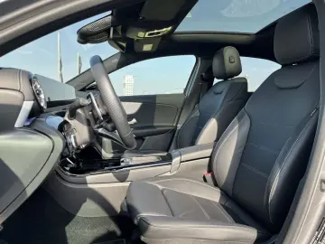MERCEDES-BENZ AMG A 35 4M Limousine AMG