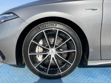 MERCEDES-BENZ AMG A 35 4M Limousine AMG