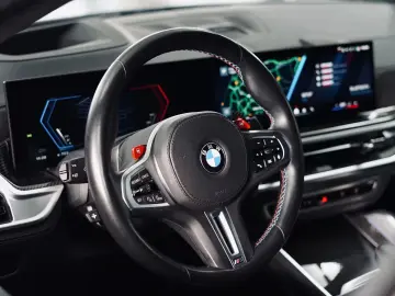 BMW X6 M Competition Drivers 360 Carbon B&W Massage