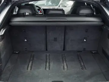 BMW X6 M Competition Drivers 360 Carbon B&W Massage