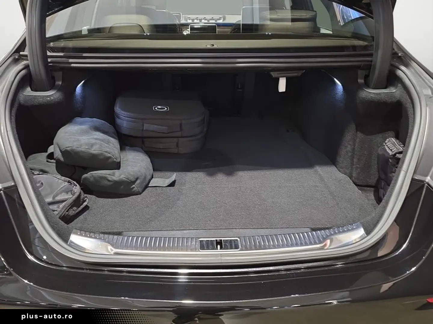 MERCEDES-BENZ S 580 e EXCLUSIV-P. PANO HA-LENKUNG MBUX-HIGH