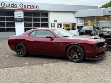 DODGE Challenger 6.2l V8 Hellcat Redeye unfallfrei!