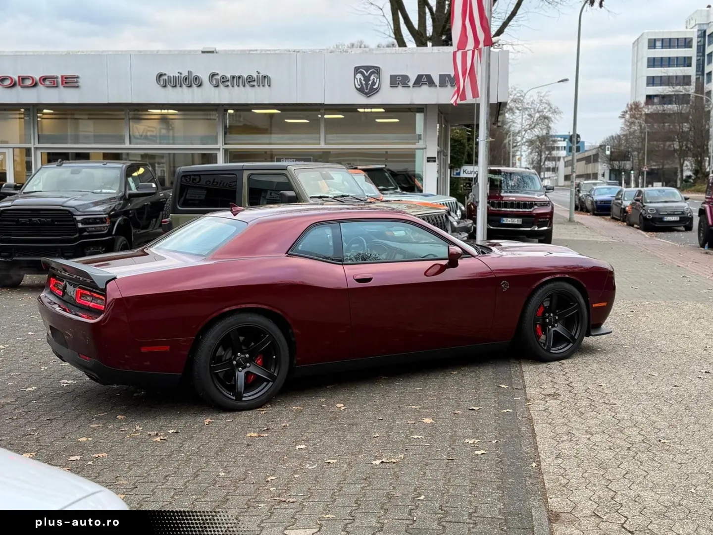 DODGE Challenger 6.2l V8 Hellcat Redeye unfallfrei!