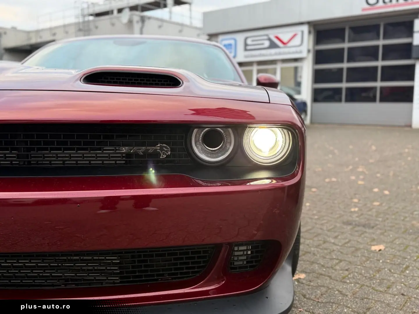 DODGE Challenger 6.2l V8 Hellcat Redeye unfallfrei!