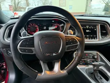 DODGE Challenger 6.2l V8 Hellcat Redeye unfallfrei!