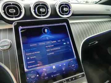 MERCEDES-BENZ CLE 200 AMG Advanced Plus