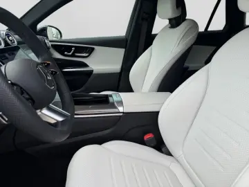 MERCEDES-BENZ GLC 300 4M AMG NIGHT DISTR LEDER AHK 360  PANO