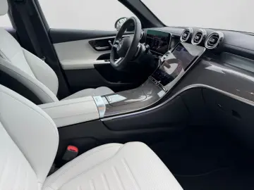 MERCEDES-BENZ GLC 300 4M AMG NIGHT DISTR LEDER AHK 360  PANO