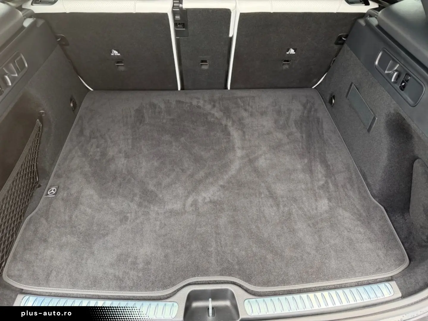 MERCEDES-BENZ GLC 300 4M AMG NIGHT DISTR LEDER AHK 360  PANO