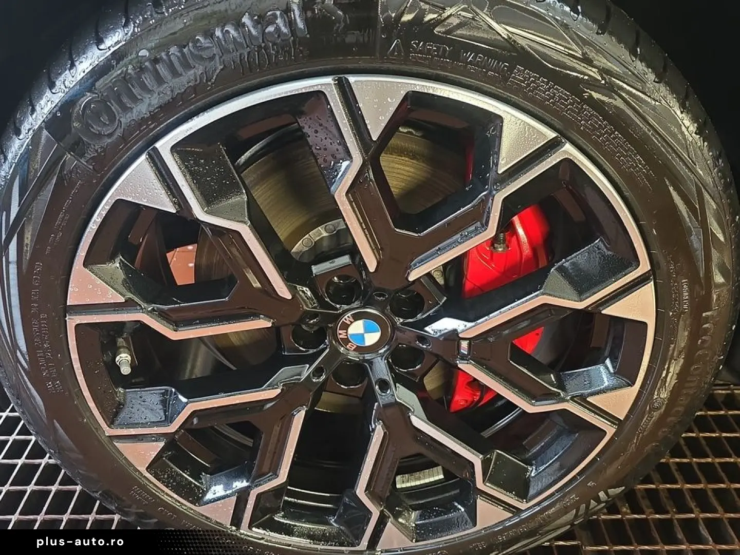 BMW X3 M50 AT Panorama Klimaaut. AHK Memory vorn
