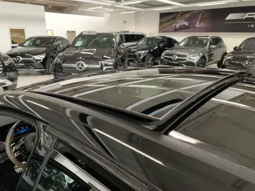 MERCEDES-BENZ AMG A 45 S 4M  Kompaktlimo NIGHT